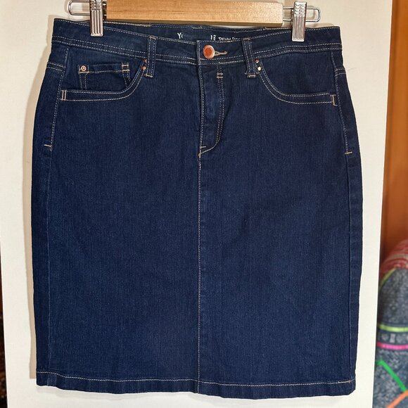 C&A Dresses & Skirts - C&A Europe Dark Blue Denim Skirt – French Size 38 (US Small/4)